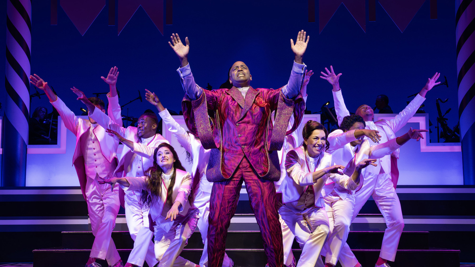 Daniel Breaker and cast on stage Once Upon A Mattress
